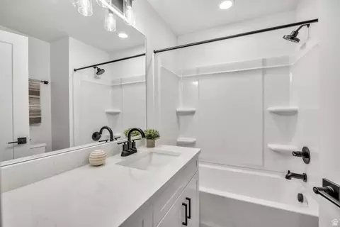Bath - 354 E 7635 S, Midvale, UT 84047 photo 2 of 4