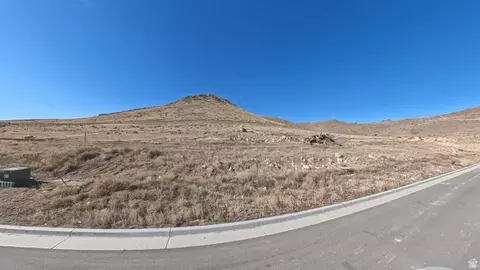 9759 N Eagle Cv #105, Eagle Mountain, UT 84005 photo 4