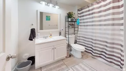 Bath - 212 N 590 E, Vineyard, UT 84059 photo 3 of 3