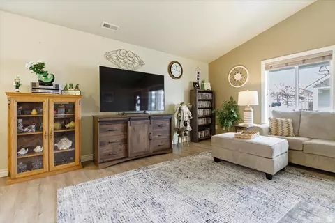 Living - 359 E 1075 N, Logan, UT 84341 photo 1 of 1
