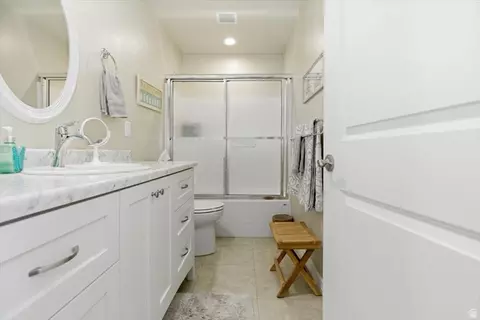 Bath - 359 E 1075 N, Logan, UT 84341 photo 1 of 2