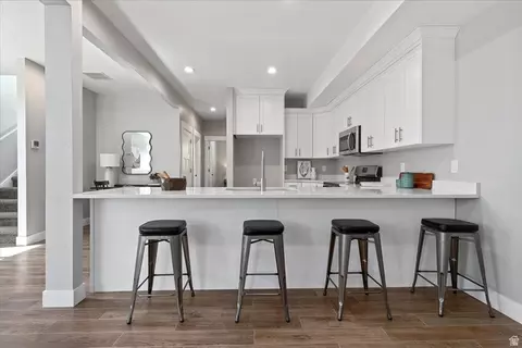 Kitchen - 404 W 2700 S, Bountiful, UT 84010 photo 1 of 2