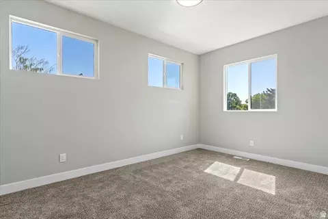 Bedroom - 404 W 2700 S, Bountiful, UT 84010 photo 10 of 12