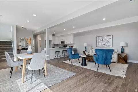 Dining - 404 W 2700 S, Bountiful, UT 84010 photo 1 of 2
