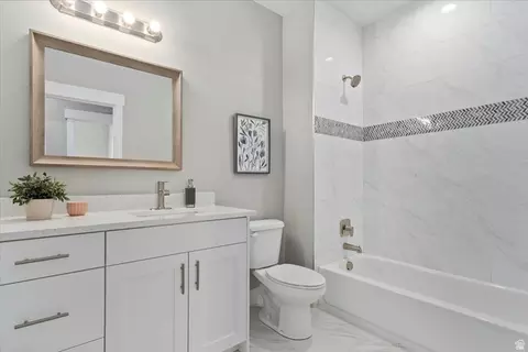 Bath - 404 W 2700 S, Bountiful, UT 84010 photo 3 of 3