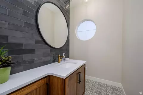 Bath - 250 S Main St #9, Alpine, UT 84004 photo 1 of 6