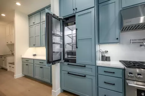 Kitchen - 250 S Main Street St S #25, Alpine, UT 84004 photo 4 of 5