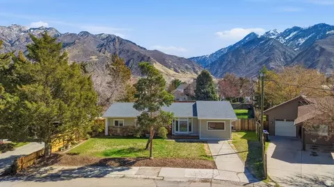 6945 S Virginia Hills Dr, Cottonwood Heights, UT 84121