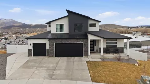 3552 E Aster Dr, Eagle Mountain, UT 84005