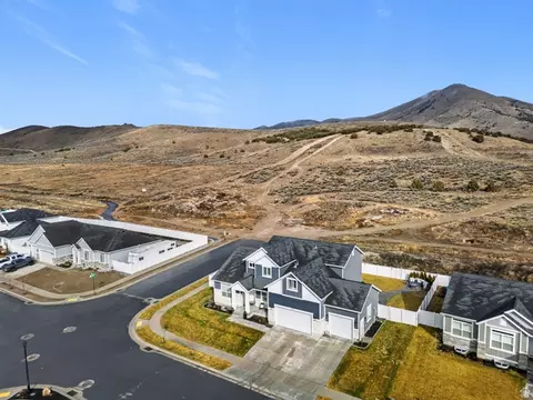 View/Area - 3477 E Wheat Field Ln, Eagle Mountain, UT 84005 photo 2 of 3