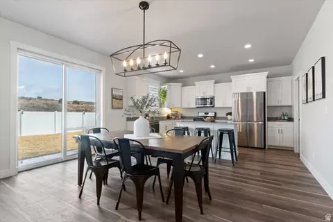 Dining - 3477 E Wheat Field Ln, Eagle Mountain, UT 84005 photo 1 of 2