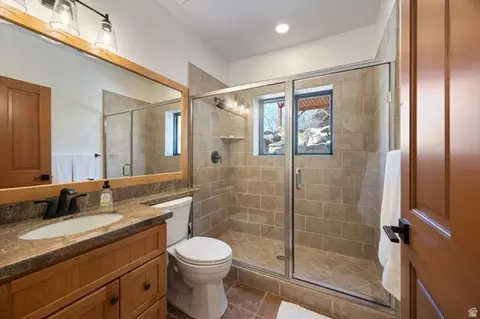 Bath - 5823 Elkhorn Dr, Eden, UT 84310 photo 8 of 8