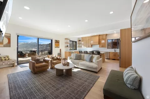 Living - 5823 Elkhorn Dr, Eden, UT 84310 photo 1 of 3