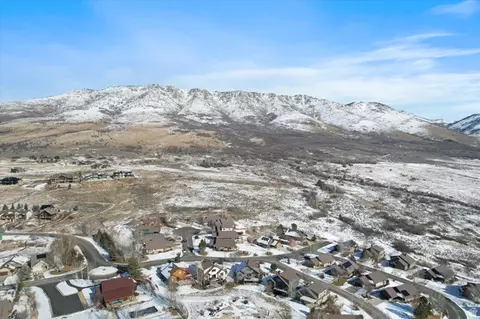 View/Area - 5823 Elkhorn Dr, Eden, UT 84310 photo 9 of 10