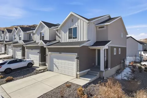 3742 S Gold Bank Dr W, Magna, UT 84044