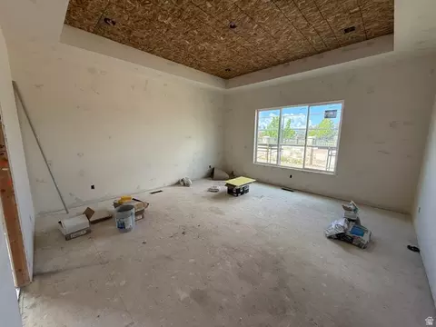 Living - 1077 N 950 Cir E, American Fork, UT 84003 photo 4 of 4