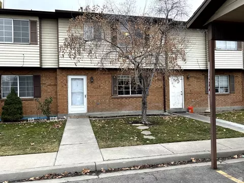 939 S Freedom Blvd #13, Provo, UT 84601