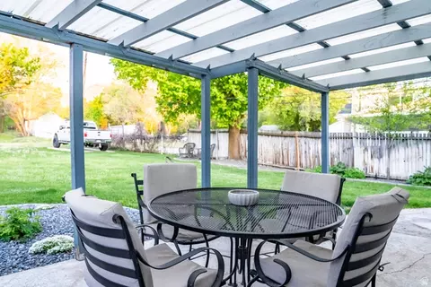 Exterior - 556 N 300 E, Logan, UT 84321 photo 4 of 10
