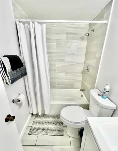 Bath - 356 N 300 W, Logan, UT 84321 photo 3 of 3