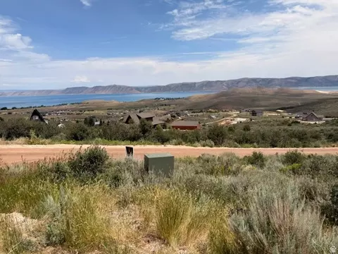 3524 E Panorama Dr #23, Garden City, UT 84028