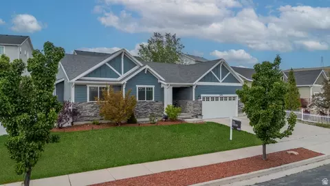 6474 S Silhouette Ln, West Valley City, UT 84081