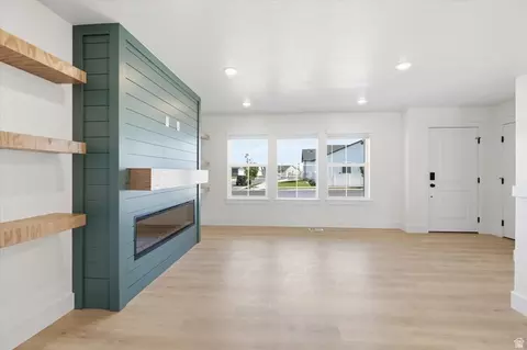 Living - 730 W 500 N, Smithfield, UT 84335 photo 2 of 5