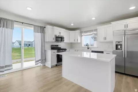 Kitchen - 730 W 500 N, Smithfield, UT 84335 photo 3 of 4