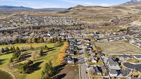 125 Fairway Dr, Smithfield, UT 84335 photo 4