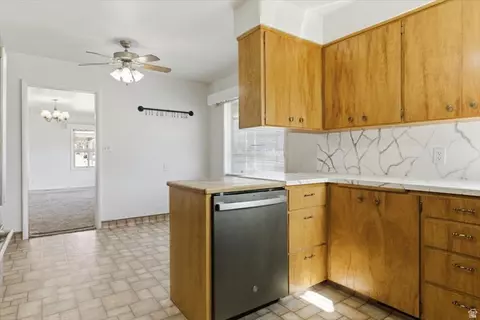 Kitchen - 339 S Main St, Smithfield, UT 84335 photo 2 of 3