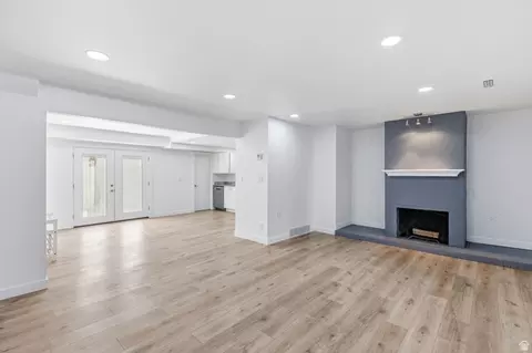 5489 S Willow Ln, Murray, UT 84107