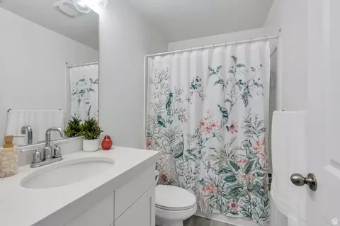 Bath - 1926 E 1600 N, Spanish Fork, UT 84660 photo 5 of 6