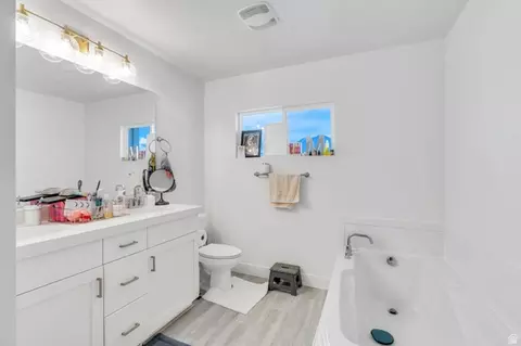 Bath - 1926 E 1600 N, Spanish Fork, UT 84660 photo 1 of 6