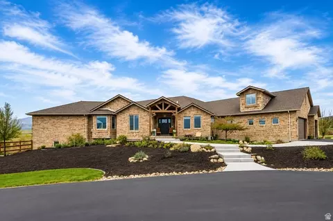 3054 W Ridgeline Rd, Stockton, UT 84071