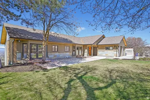 4756 S Deercreek Rd E, Salt Lake City, UT 84124