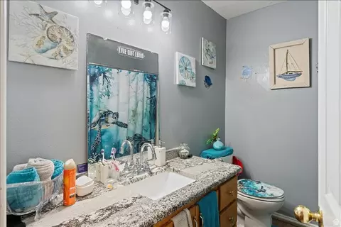 Bath - 160 E 400 N, Smithfield, UT 84335 photo 2 of 3