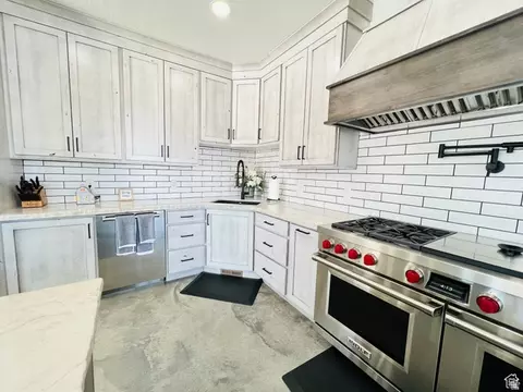 Kitchen - 100 Whit Ln, Georgetown, ID 83239 photo 6 of 10