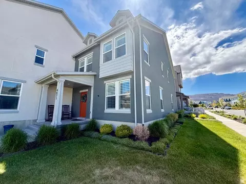 6671 W Skip Rock Rd, South Jordan, UT 84009