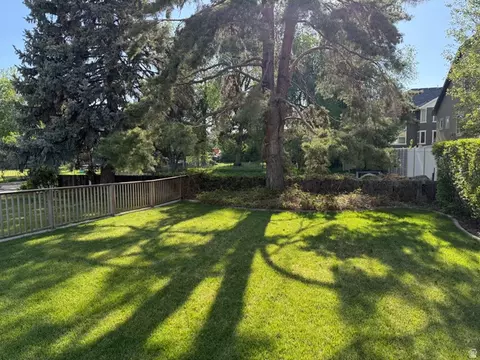 Exterior - 362 E 9150 S, Sandy, UT 84070 photo 9 of 13