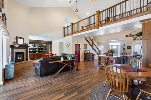 Entry Way - 23155 S Hwy 89, Fairview, UT 84629 photo 2 of 2