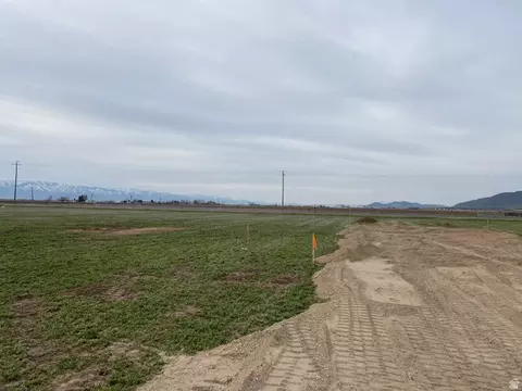 3226 N 4400 W #1, Dayton, ID 83232