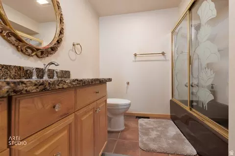 Bath - 11129 S 2125 E, Sandy, UT 84092 photo 3 of 4