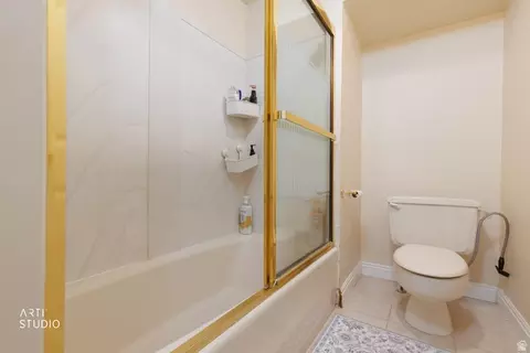 Bath - 11129 S 2125 E, Sandy, UT 84092 photo 2 of 4