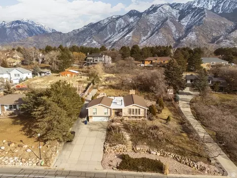 View/Area - 11129 S 2125 E, Sandy, UT 84092 photo 4 of 14