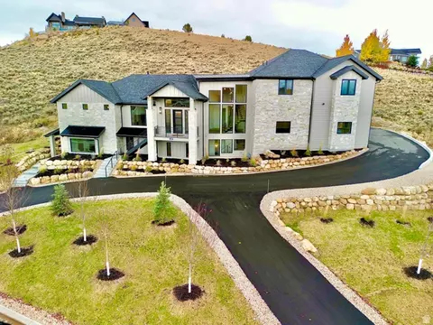 3050 Country Crossing Rd, Heber City, UT 84032