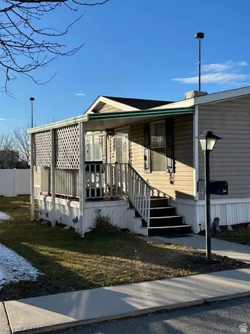 3086 Justice St W, West Valley City, UT 84119