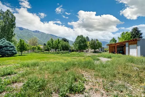 Exterior - 415 E Maple St, Mapleton, UT 84664 photo 4 of 13