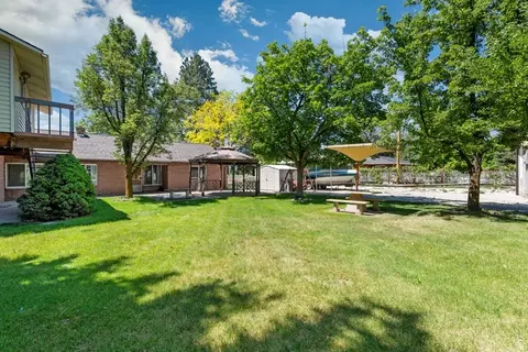 Exterior - 415 E Maple St, Mapleton, UT 84664 photo 2 of 13