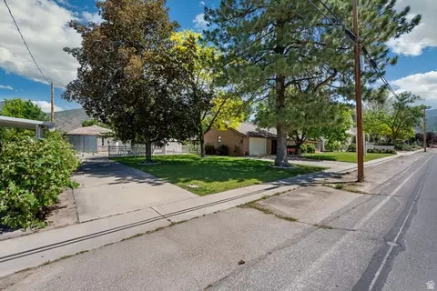Exterior - 415 E Maple St, Mapleton, UT 84664 photo 1 of 13