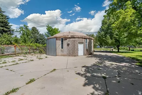 Exterior - 415 E Maple St, Mapleton, UT 84664 photo 10 of 13