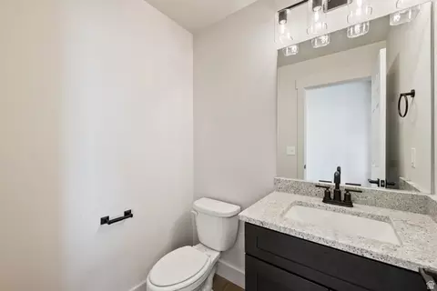 Bath - 467 N 460 E, Salem, UT 84653 photo 1 of 4